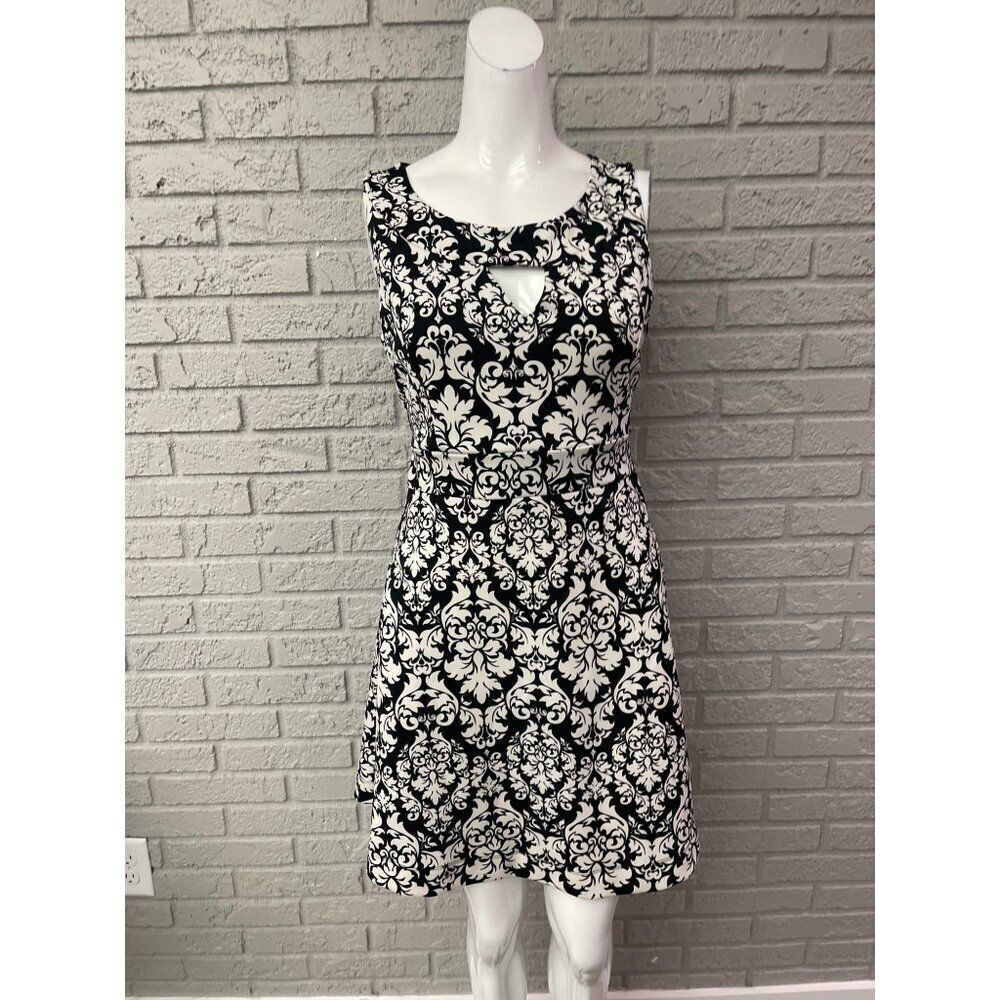 Forenza Women Black White Sleeveless Floral Cut-Out A- Line Dress Size S
